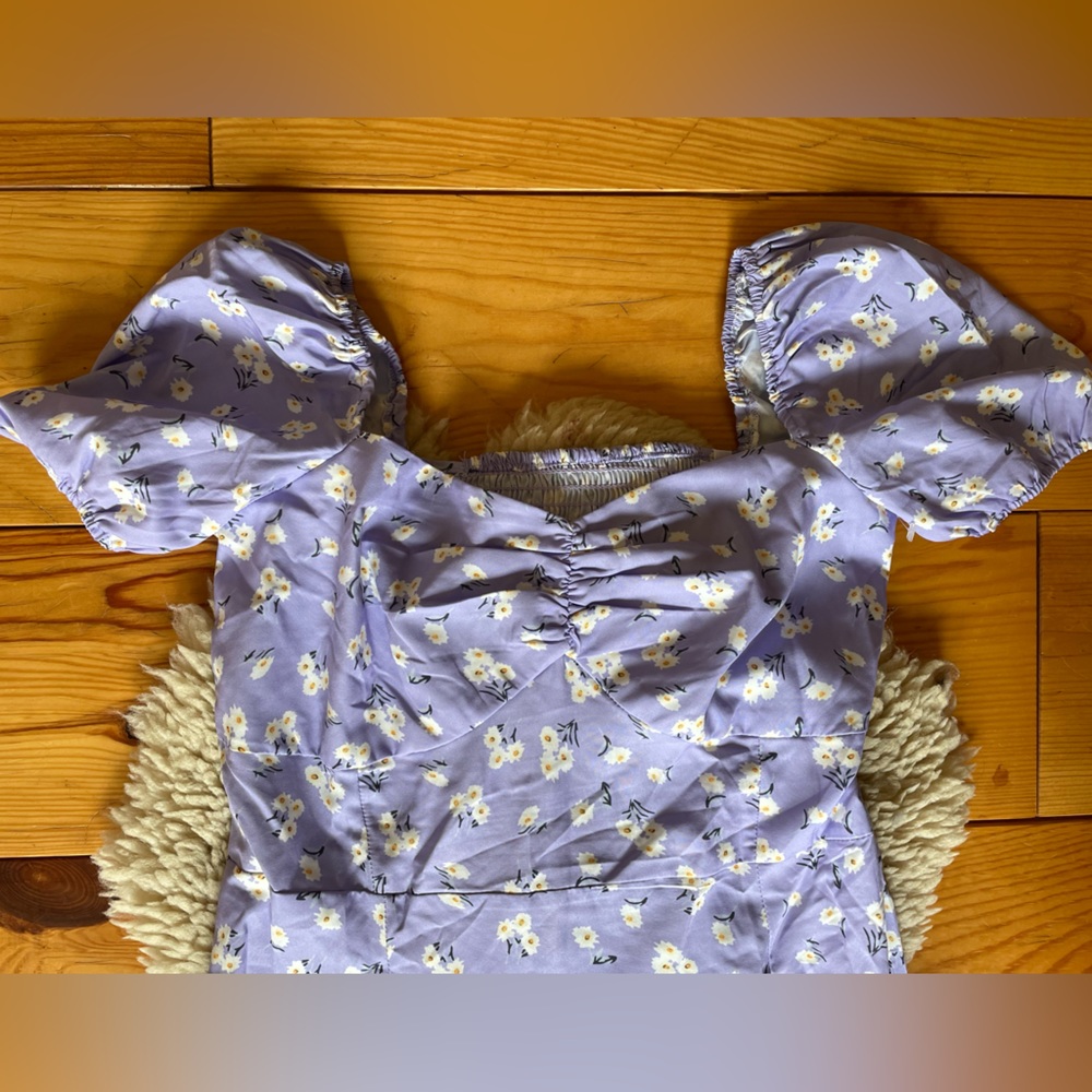 Puff Sleeve Purple Daisy Midi Dress Size Medium